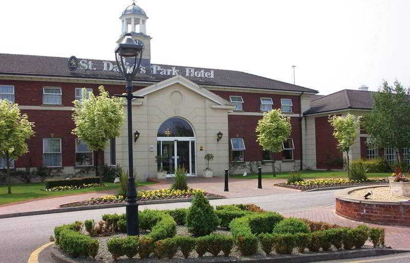 St Davids Park Hotel Chester Kültér fotó